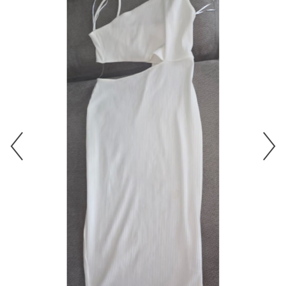 Elegant White One-Shoulder Dress